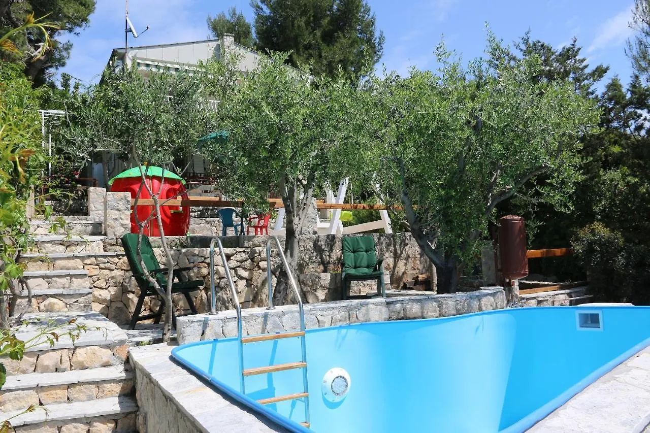 Family Friendly Apartments With A Swimming Pool Okrug Donji, Ciovo - 8072