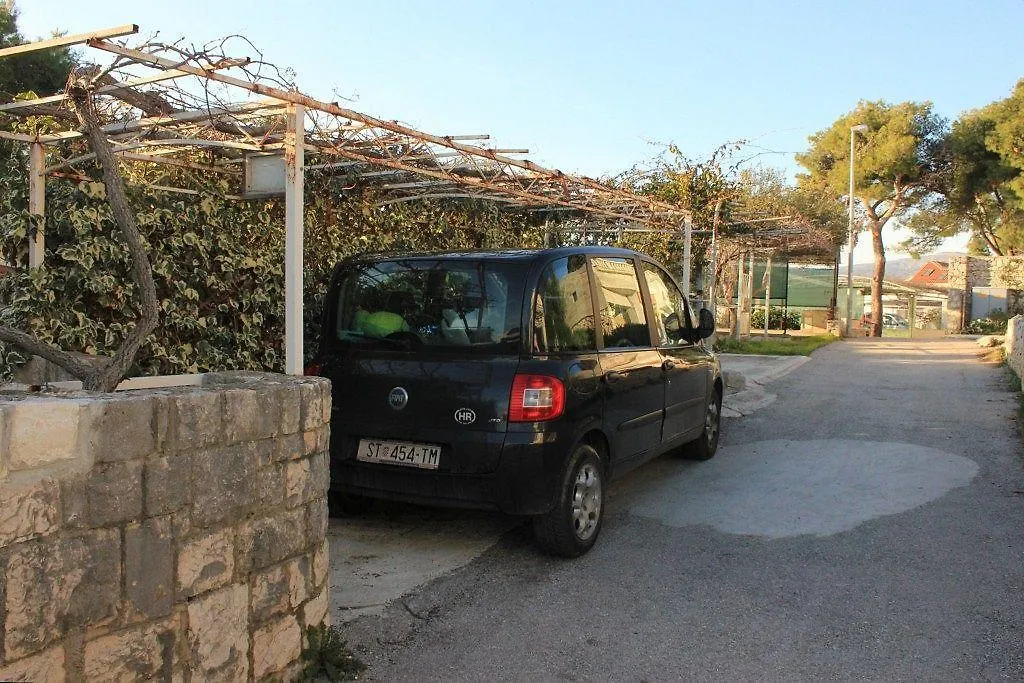 Family Friendly Apartments With A Swimming Pool Okrug Donji, Ciovo - 8072 Donji Okrug   Donji Okrug (Ciovo)
